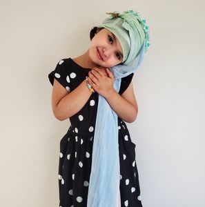 Meet your Posher, Hamida